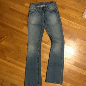 Delias Bailey Medium/Light Wash Boot Cut